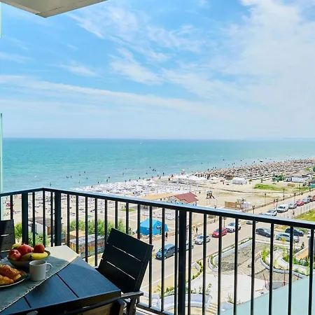 아파트 Seaview On A Sofa Apartment North Mamaia